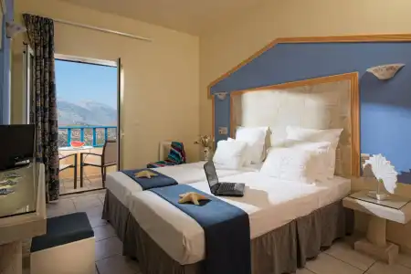 Astoria - 3