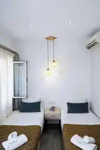Kastro Beach Apartments - 23