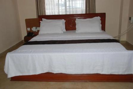 Silver Paradise - 48