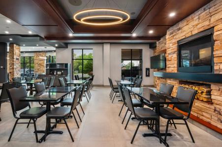 Quality Inn & Suites Levis - 29