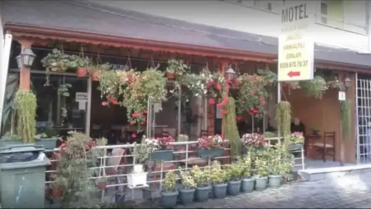 Çiğdem Motel Pansiyon & Pub - 11