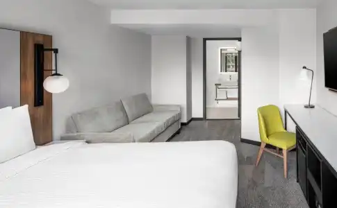 SpringHill Suites New York Manhattan/Times Square South - 5