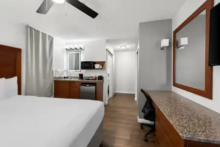 Comfort Inn Gaslamp Convention Center - 36