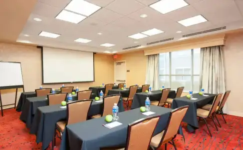 Residence Inn Bloomington - 11