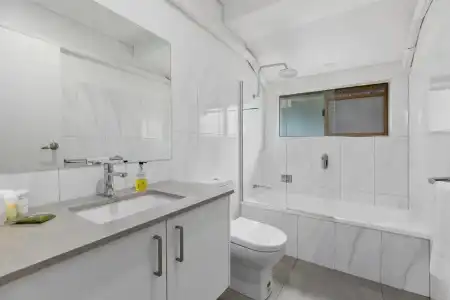 The Noosa Apartments - 129