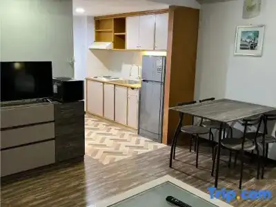 Mall Suites - 313