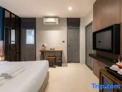 L Nimman Boutique - 45