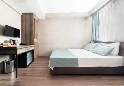 Castle Franco Suites - 2