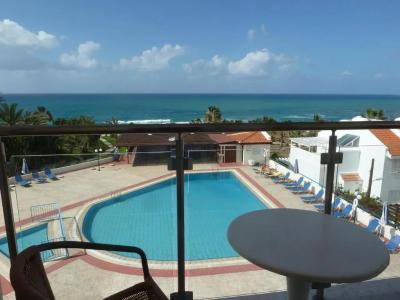 Helios Bay and Suites - 12