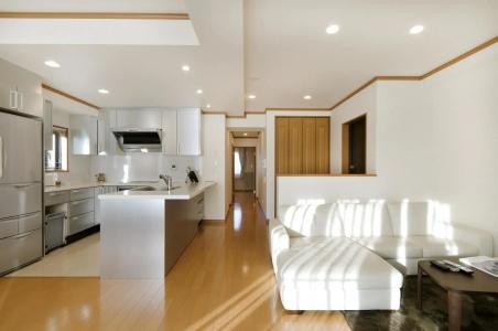 Mountainside Palace - 4