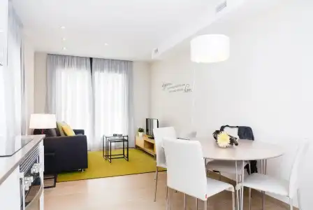 Feelathome Plaza Apartments - 2