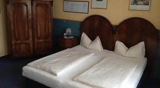 am Bayrischen Platz - 6