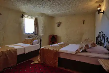 Panoramic Cave & Spa - 5