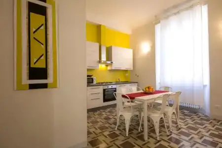 Regis Condo - 71