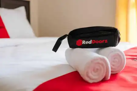 RedDoorz near Plaza Senayan - 3