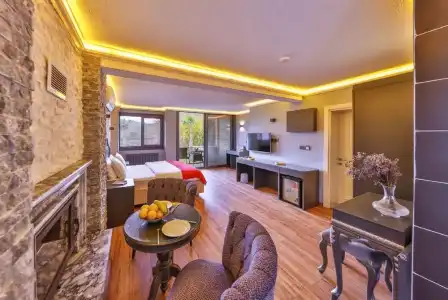 Agva Pieria Luxury +16 - 38
