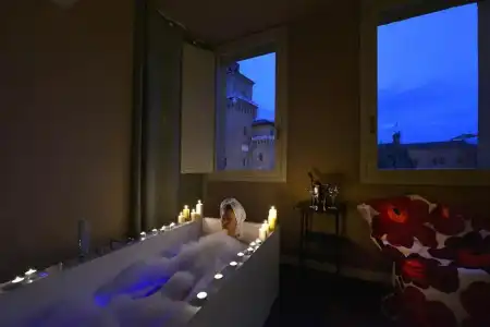 Ferrara - 102