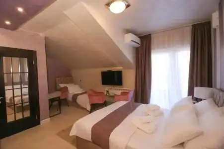Bajadera Lux - 22