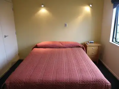 Stadium Motel - 2