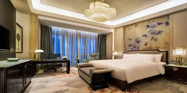 Wanda Reign Chengdu - 4