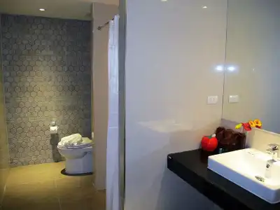 Suvarnabhumi Oriental Resort - 9