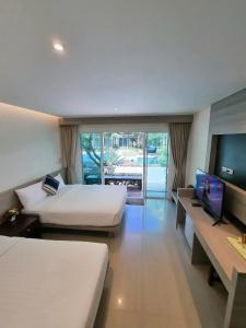 Nirundorn Resort Chaam - 39