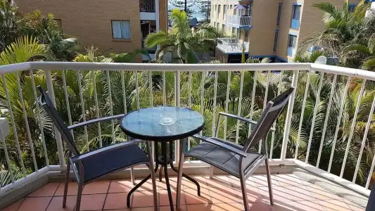 Outrigger Burleigh - 46