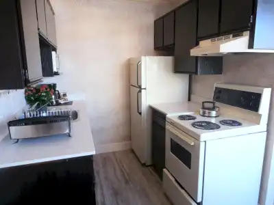 Divya Sutra Suites on Robson Downtown Vancouver - 18