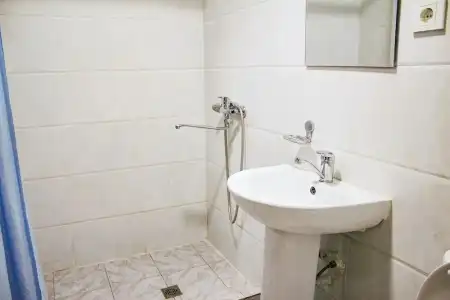 International Hostel - 6
