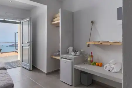 Gizis Cliffside Suites - 36