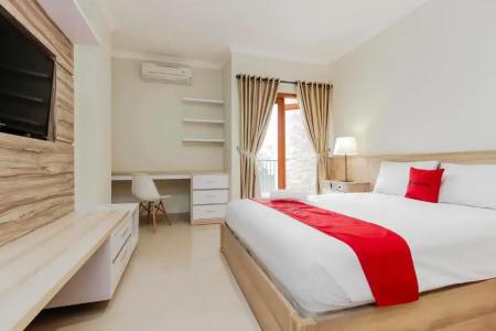 RedDoorz Premium near Ragunan Zoo 2 - 27