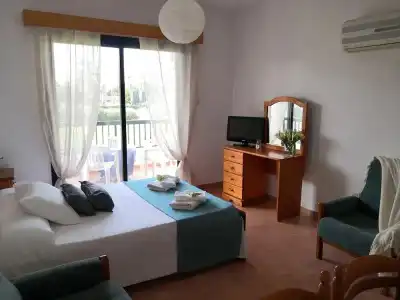 Seashell Apartments - 29