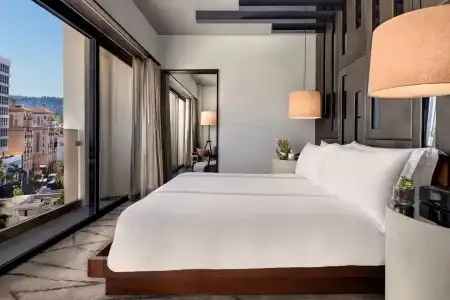 SIXTY Beverly Hills - 6