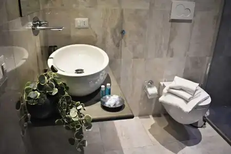 The Roman Empire Guesthouse - 123