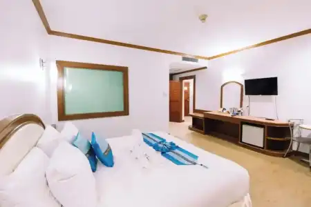 Chumphon Gardens - 52