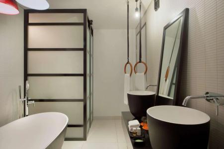 Canopy by Hilton Al Seef - 12