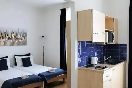 GuestHouse Lugano Apartments by LR - 40