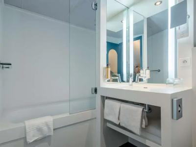 Mercure Annecy Centre - 70