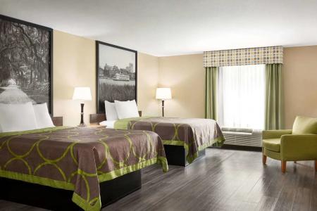 Super 8 Savannah - 5