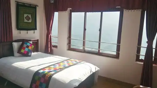 Black H'mong View - 2