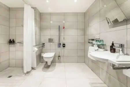 Piazza und Restaurant - 8