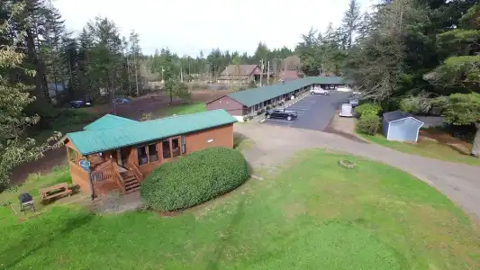 Park Motel and Cabins - 289