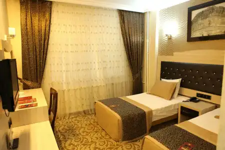 Prestige - 3