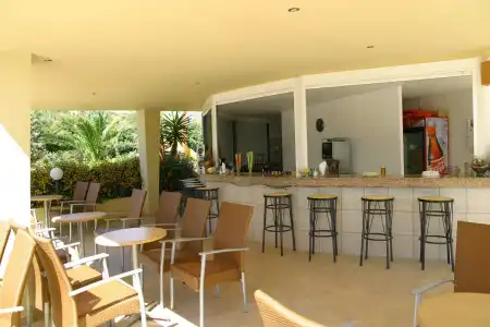 Chrissy's Paradise - 28