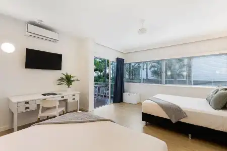 Coral Sea Resort - 37