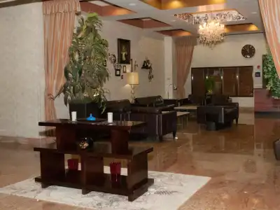 Marco LaGuardia & Suites - 1