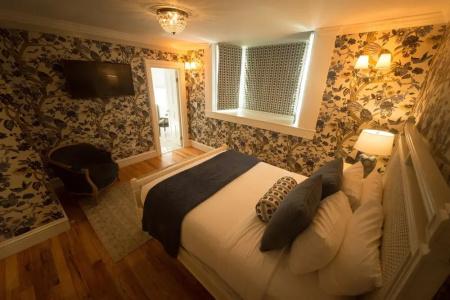 Serenity Inn Newport - 63