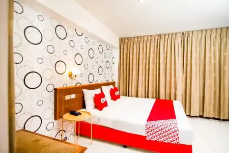 OYO 320 Regent 2002 Guest House - 24