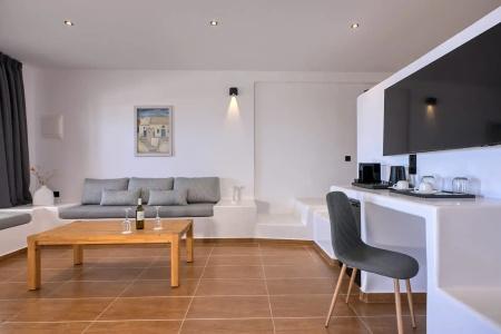 Splendour & Suites - 243