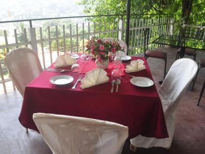 Tamarind Tree Inn. - 13